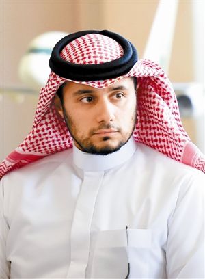 沙特王子“裸捐”_新浪新闻