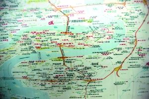《重庆市城区地图》是去年5月陆续安装到主城