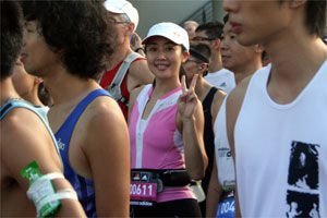 上海女子在新加坡15年 跑马拉松体会人生(图)_