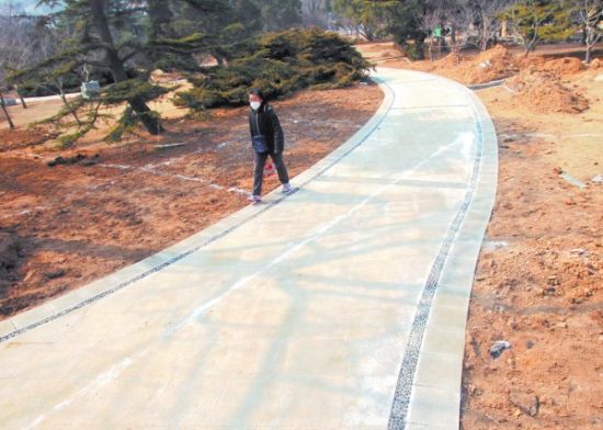 ��ɽ��԰�ٳ�����С��Ԥ����һ�ڼ��깤(ͼ)