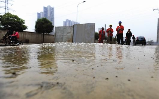 ͼ�ģ���·�İ�ð����