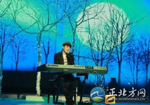 lady+gaga师弟格雷森·蔡斯完整个人资料(组图