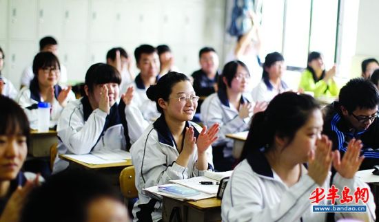 最后一课不说再见 高三学生准备奔赴战场(图)