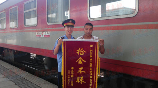 值乘k174次列车,砀山站