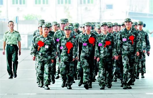 图文:新兵启程