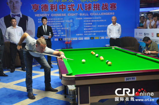Billiards emperor Hendry to Beijing with Chinese snooker prodigy 3 years old competing against (Photos)