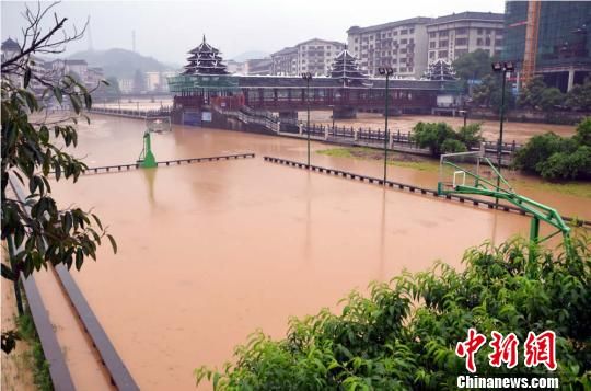 湖南通道局部地区遭受洪涝灾害袭击(图)