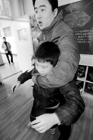 小学举办一场绑架人质演习