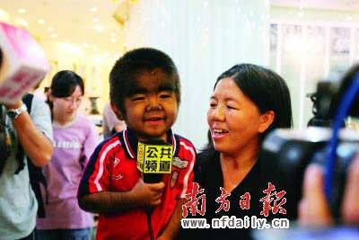 广东3岁“毛孩”入幼儿园碰壁(图)