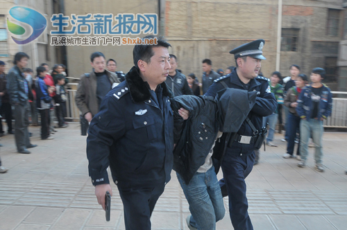 中学教师制止小偷行窃被害身亡(图)