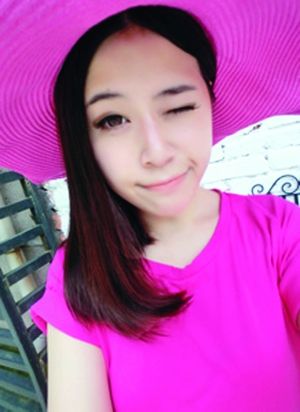 ���B������΢���ϵ���Ƭ