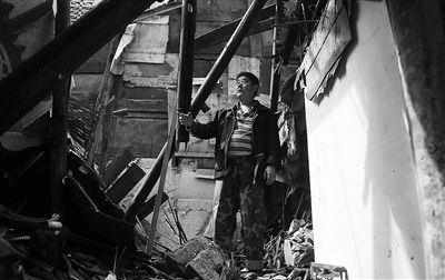 �޺������ѵķ�������ĵܵ��޺�����Ѱ�ҽ��ĺۼ���