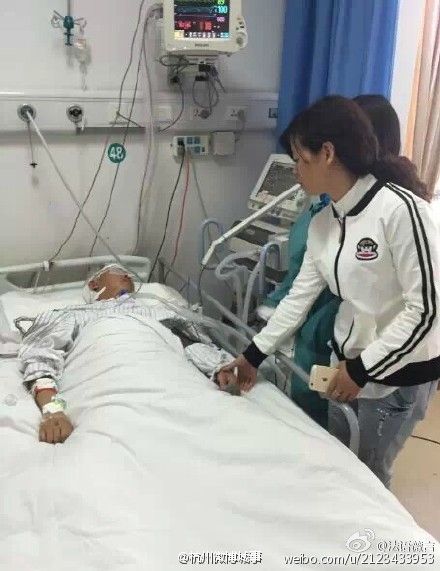 何俊斌尚未脱离危险，仍在医院接受治疗（图片来自网络）