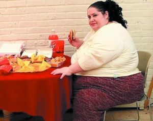 唐娜・辛普森的目标是成为“全球最胖女人”。来源：新京报