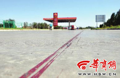 �������磬�·��ֳ����ܿ���һ�ٶ��׳���Ѫ��