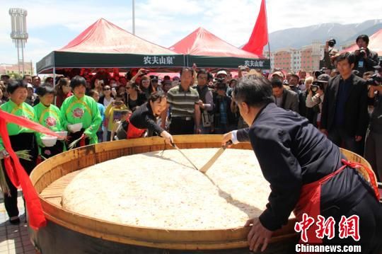 �½����ܵ�������רԱ����誣�����������ί��ǳ���ʿͬ�С����µ�һ�����������ֳ��α����ο����Ʒ���� ����ƽ ��