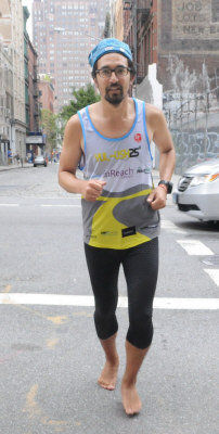 ��ī��Ѫ���ܺ��������������г�ų��ܴ�Խ���޴�½�ƻ���8����ŦԼ�������պ����ֵ�������ܡ�(�����������ձ���/����� ��)