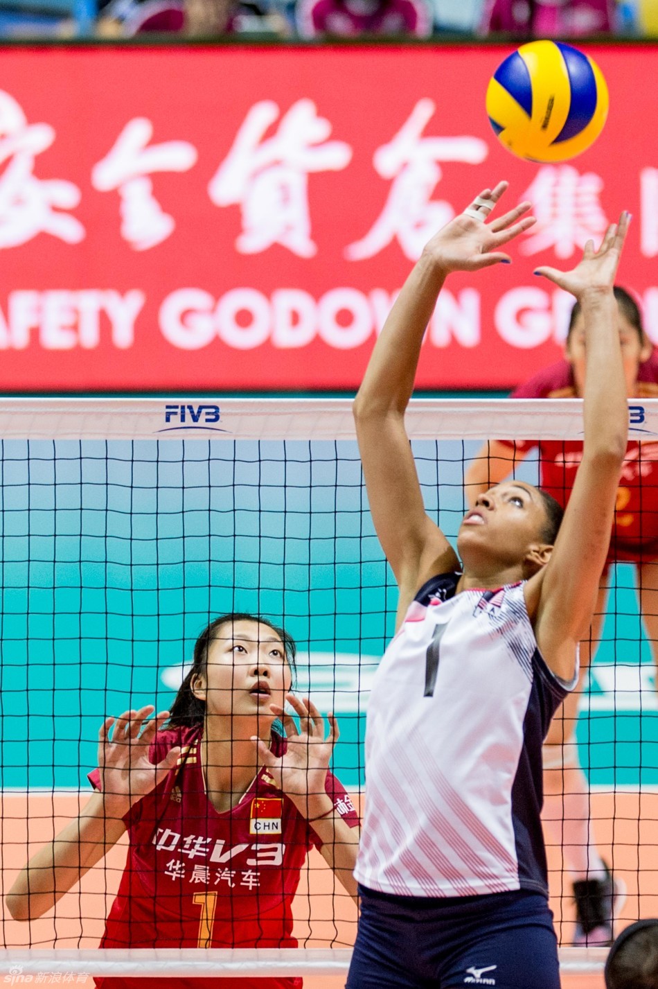 美国女排灵魂、二传A-格拉斯