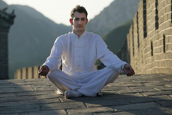 男人练瑜伽也能增强性能力 瑜伽运动三个好处