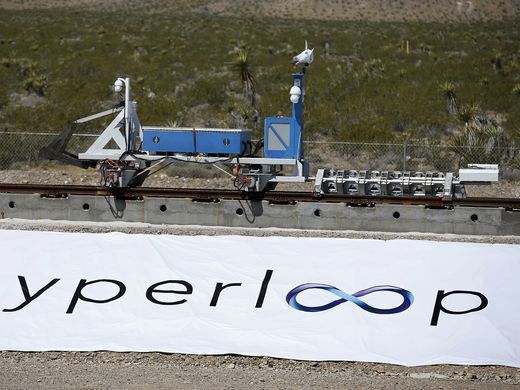Hyperloop One曾在今年5月成功进行首次露天测试