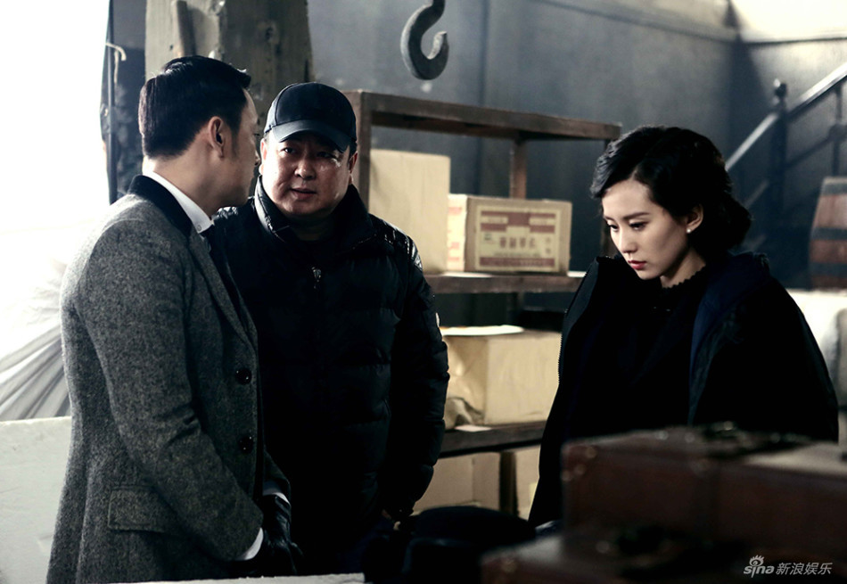 组图：刘诗诗领证后首曝光 演特工打戏证没怀孕