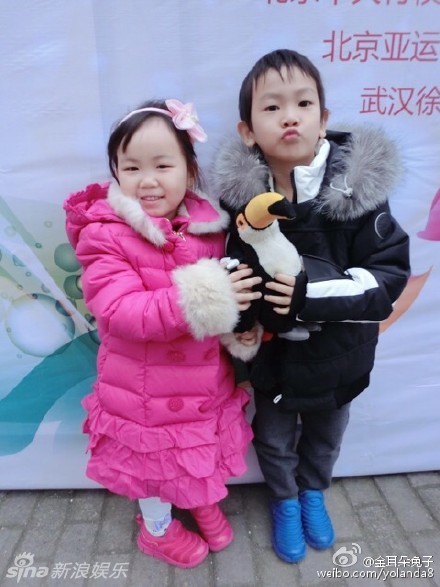 王宝强儿子与女儿