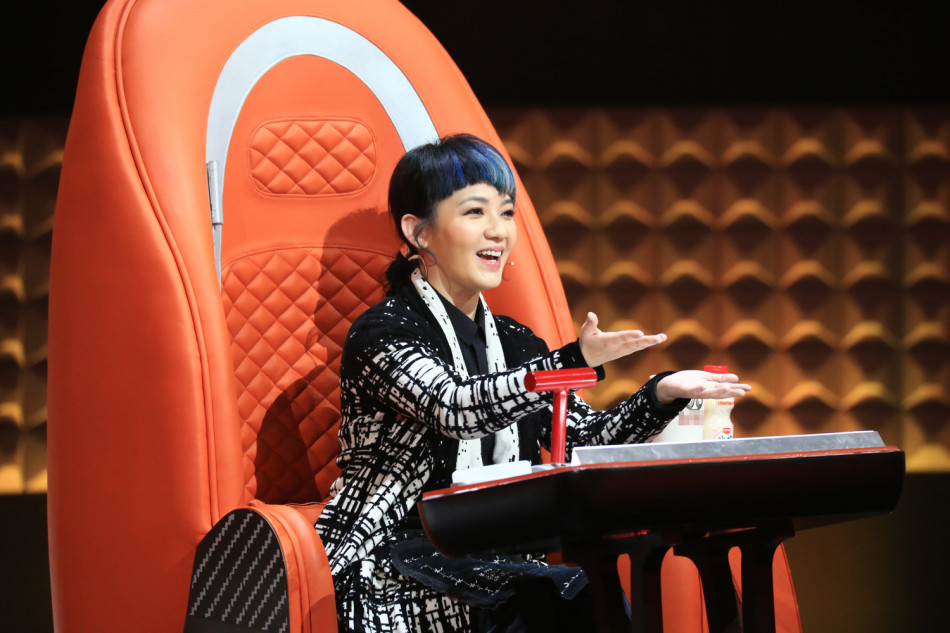 组图：范晓萱为学员相亲 李健羽泉昔日恩怨曝光