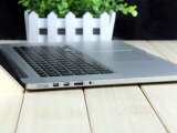 ƻ������Ĥ��MacBook Pro