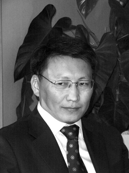 随行的一家萨哈(雅库特)共和国公司与那家企业