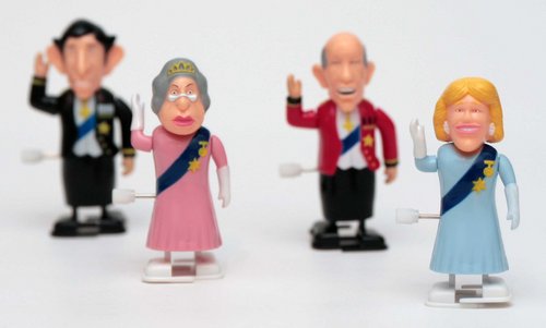 英国王室成员成圣诞玩具主角(组图)