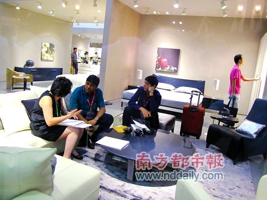 专访厚街镇镇长万卓培:以“厚街家具”统领品牌企业