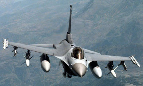 ����ͼ������F-16ս��