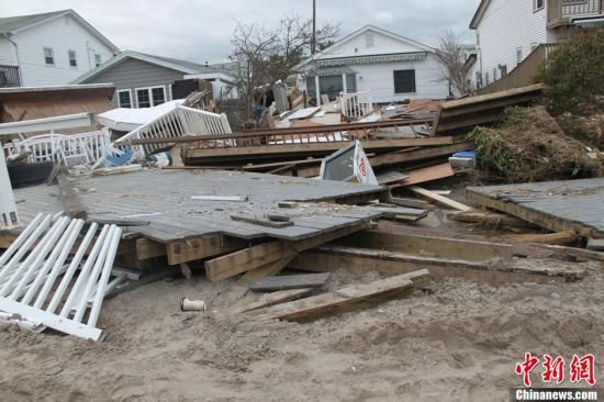 ����ʱ��11��1�գ���ŦԼ쫷�������������ʺ���������뵺���غ�����Breezy Point���റ���ݱ��ջ٣����´�Ƭ�к��������緢 ���� ��