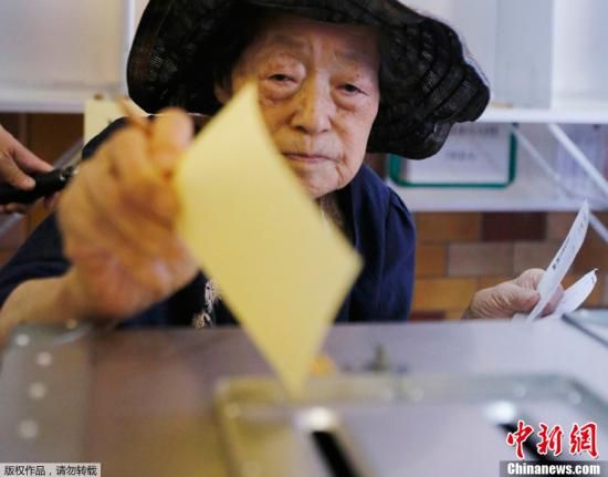 ͼΪ�ձ�������һ��������ͶƱ��ͶƱ��