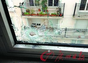 法国杂志社遭恐袭至少12死20伤