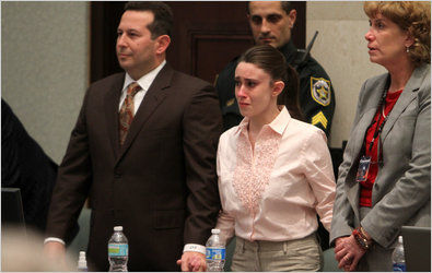 25��������Ů����.�����ᱻ��3��ǰıɱ2���Ů������