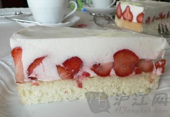 五一长假美食相伴:草莓酸奶馅饼(图)