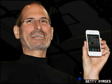 Steve Jobs and the iPhone 4