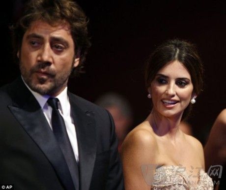 佩内洛普克鲁兹加盟007 成史上最老邦女郎