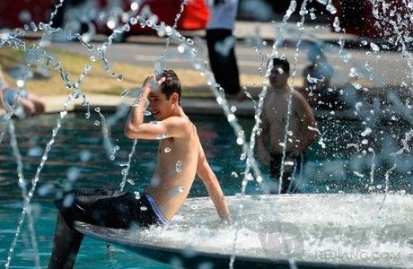 heat人口_人口普查图片