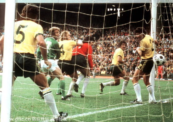 Australia's only goal in World Cup 1974 was an own goal gifted to East Germany, which made it the only country that had more own goals than goals in the World Cup.1974꣬ĴΨһһ籭ɶ·͡Ҳö³Ϊ籭ʷΨһһĹҡ