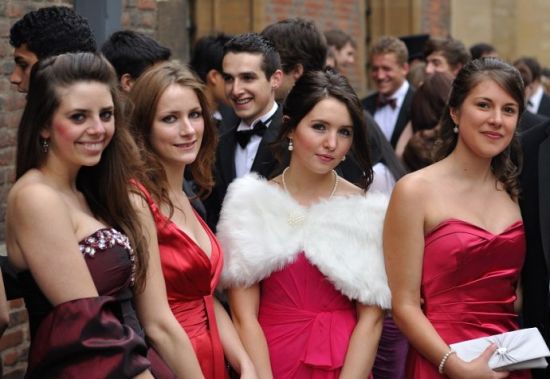 ����ѧ��Ҳ��� ������Ů�ݾƿ�