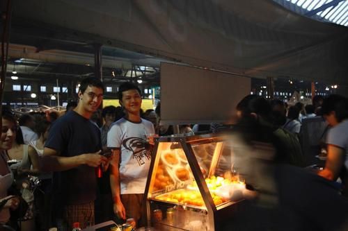 ī������ά������Ů���г�:��ľҹ��