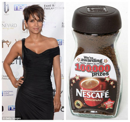 8.Halle Berry (left) uses home made coffee (right) scrubs to help beat cellulite. þӼԲβȲ׸⡣