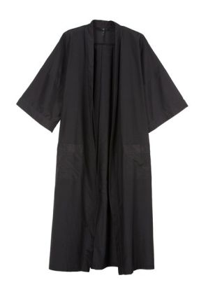 The Classic Black Robe ɫ