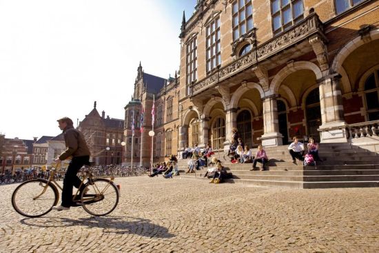 荷兰大学开放日煞费苦心办活动吸引英国留学生