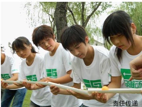 校园关注:西安玛雅动画公益助学活动