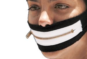 海外学生遭遇黑中介赴美交流沦为性奴