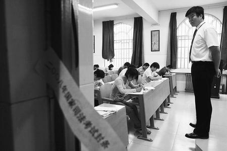 河南08年考试回顾:高考报名人数近百万-中学学