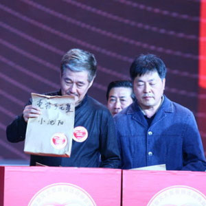 赵本山捐200万 代小沈阳捐10万